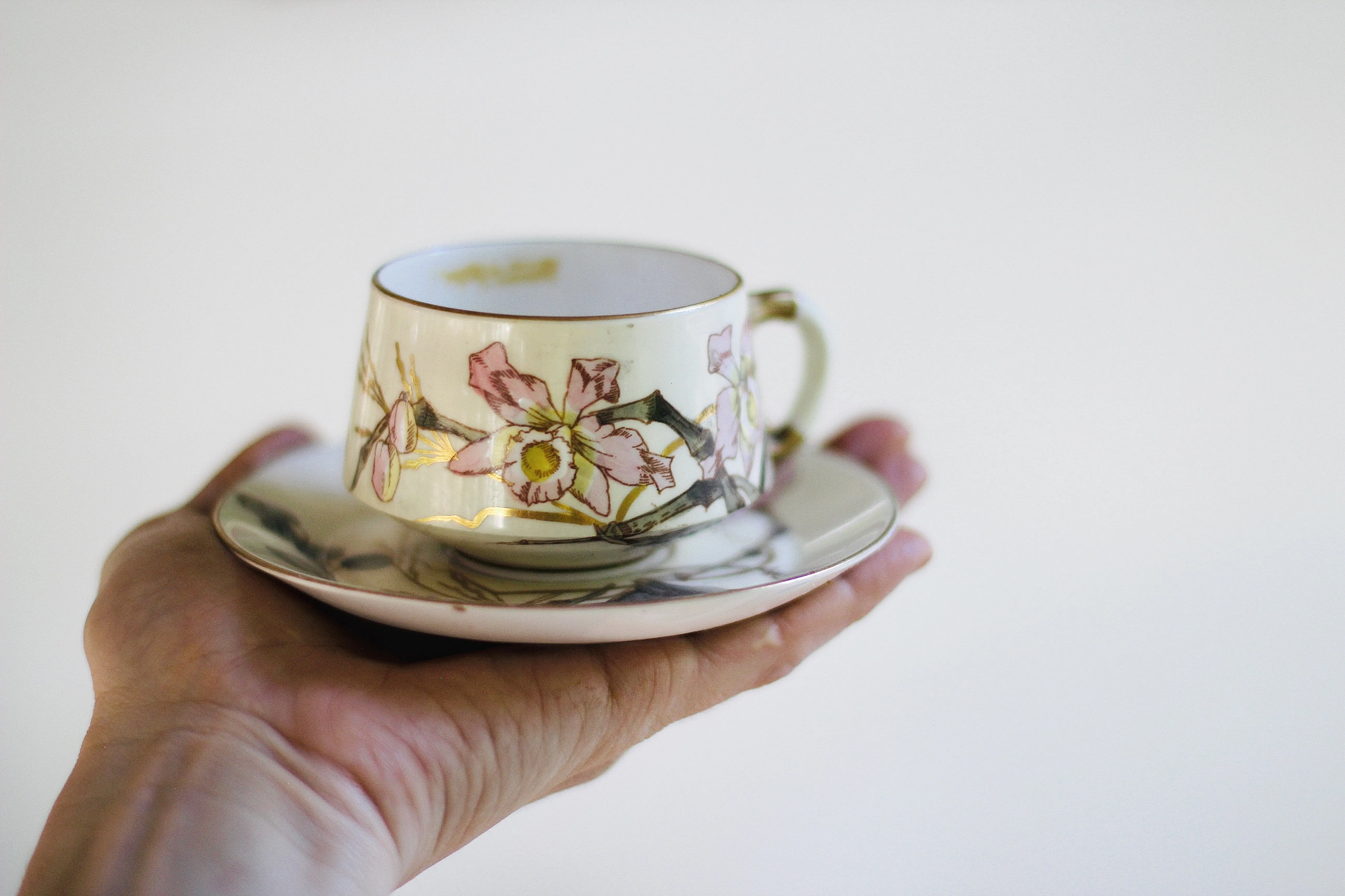 Antique Japanese Flowers Tea Cup