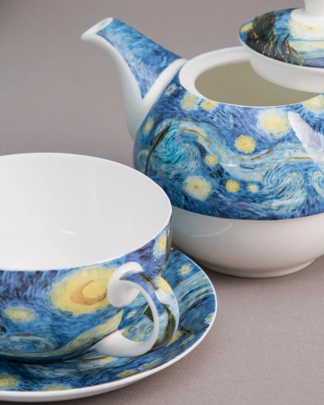 'Rhone Starry Night' Vincent Van Gogh Tea for One Set