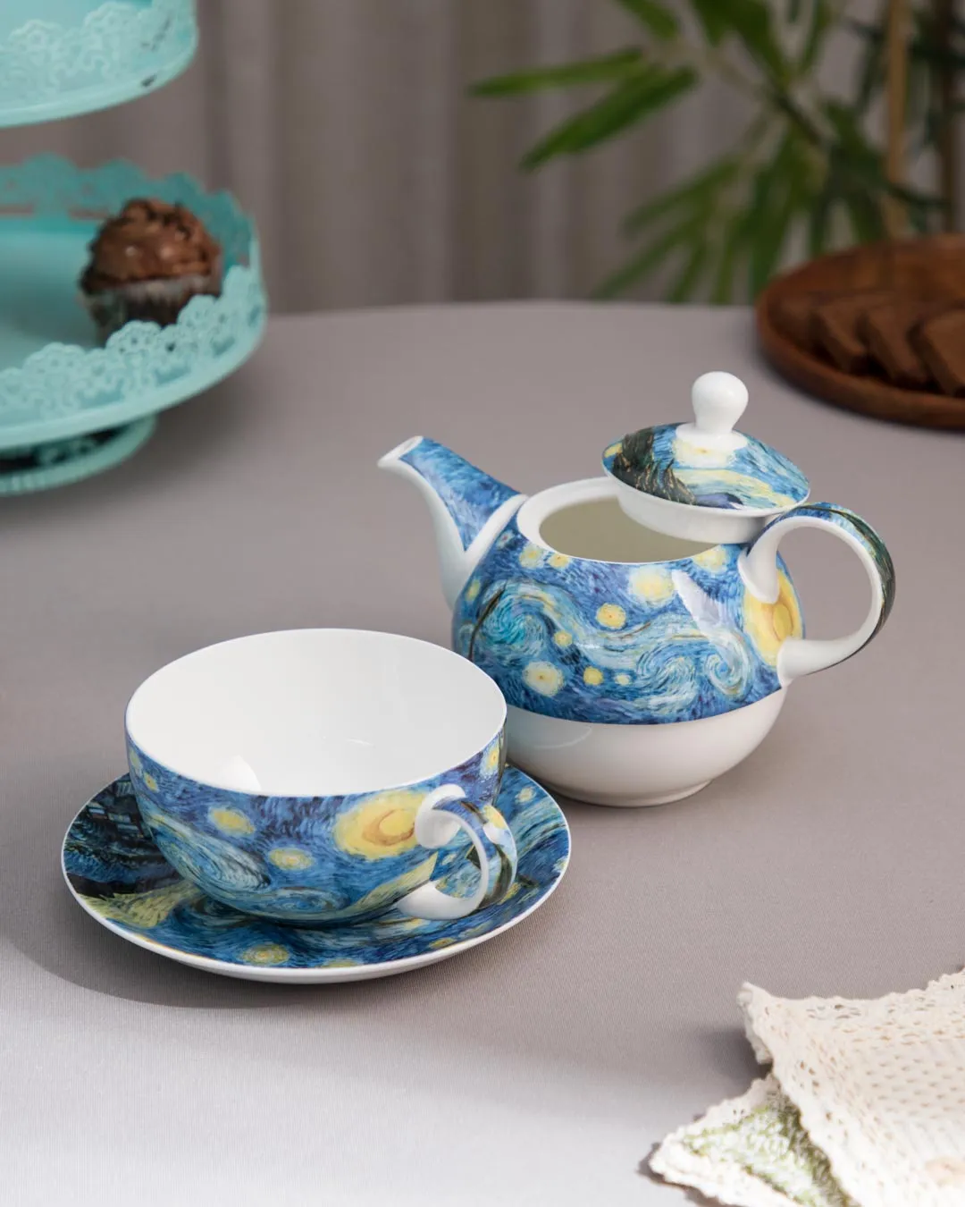 'Rhone Starry Night' Vincent Van Gogh Tea for One Set