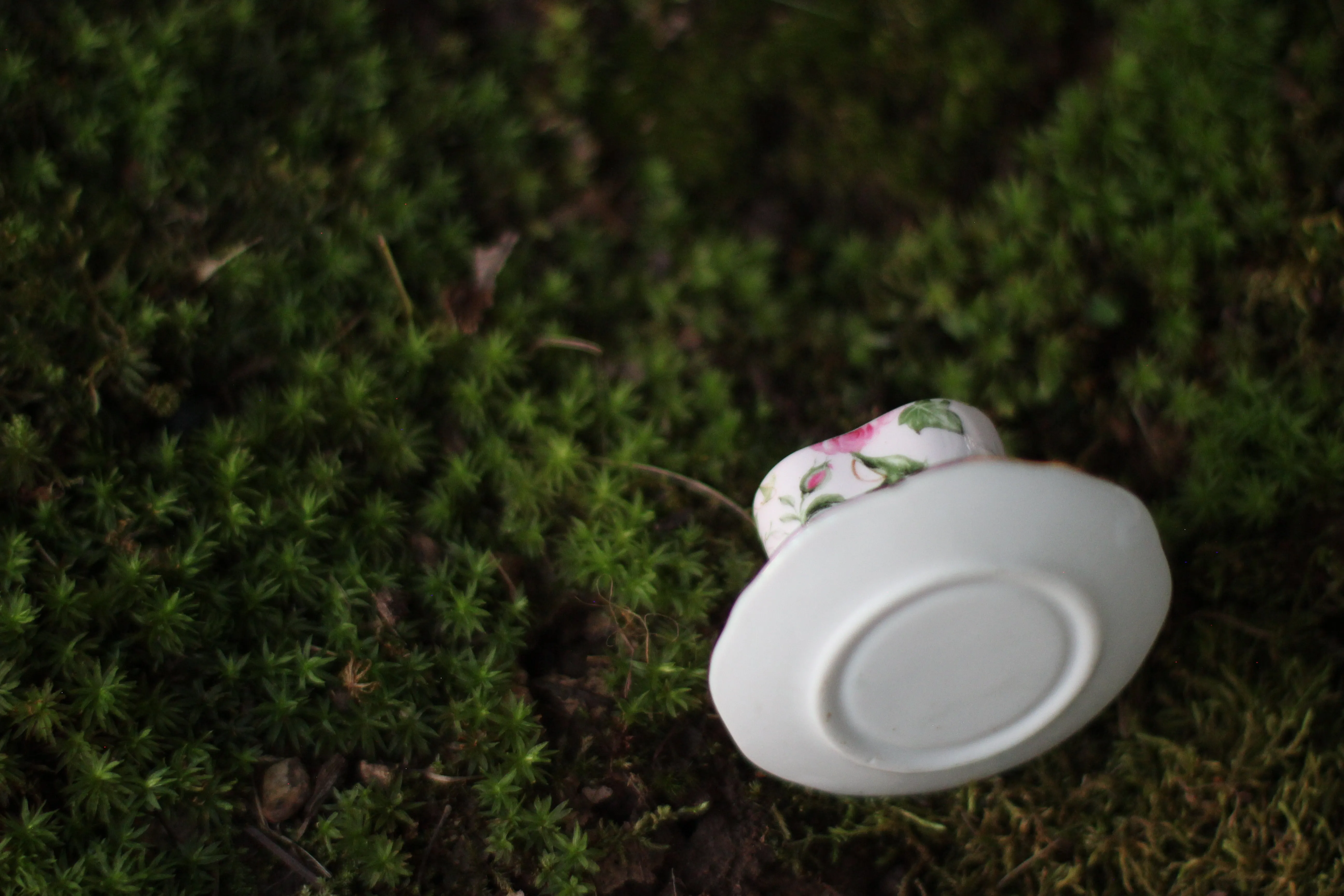 Vintage Miniature Floral Doll House Tea Cup Set