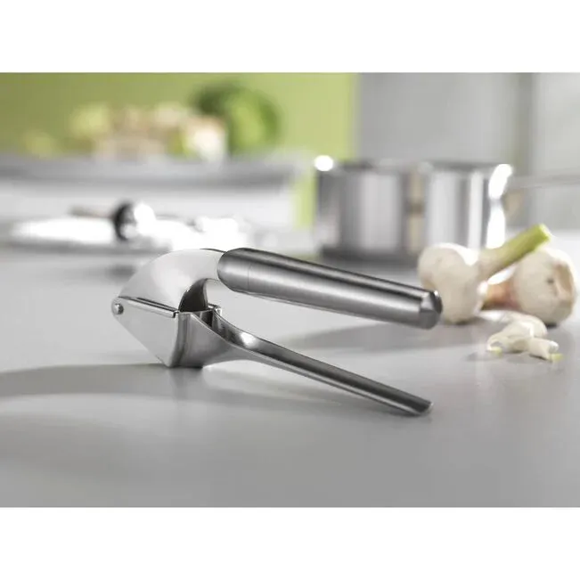 Zwilling PRO Tools Garlic Press